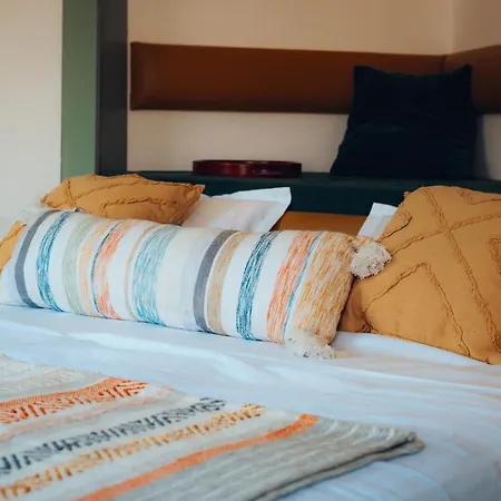 Art Bliss Hostel Rishikesh Exterior photo