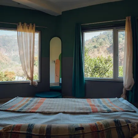 Art Bliss Hostel Rishikesh Exterior photo