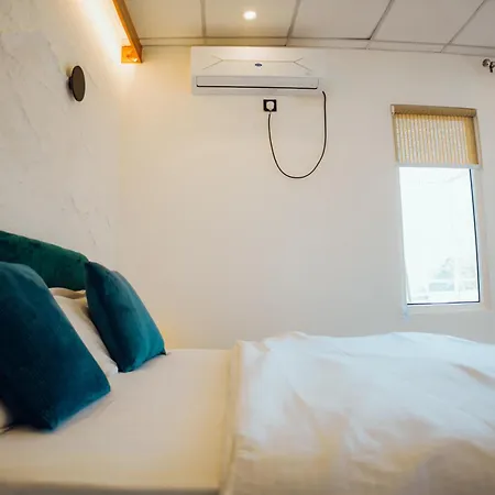 Art Bliss Hostel Rishikesh Exterior photo